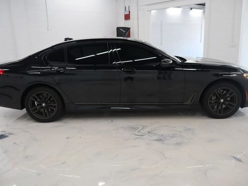 Used 2019 BMW 750i xDrive w/ Executive Package AWD/4WD image 10