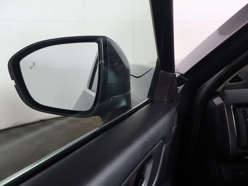 Used 2024 Nissan Pathfinder SL w/ SL Premium Package image 39