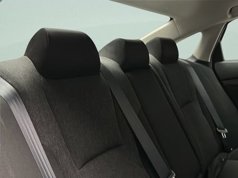 Certified 2023 Honda Accord EX image 16