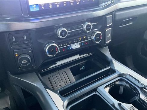Used 2024 Ford F250 Lariat w/ Chrome Package AWD/4WD image 23