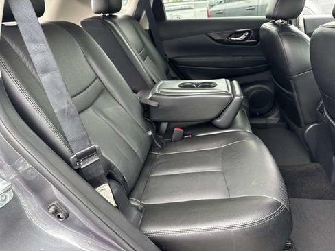 Used 2018 Nissan Rogue SL AWD/4WD image 12