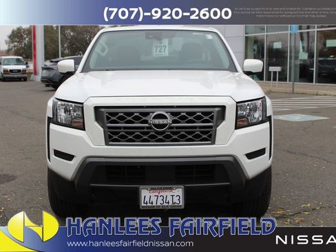 Used 2023 Nissan Frontier SV w/ Tow Package image 4