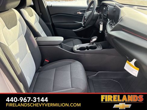New 2026 Chevrolet Trax RS w/ Driver Confidence Package image 26
