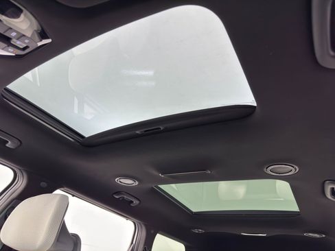 Used 2024 Kia EV9 GT-Line image 12