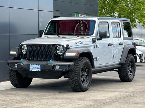 Used 2023 Jeep Wrangler Unlimited AWD/4WD image 7