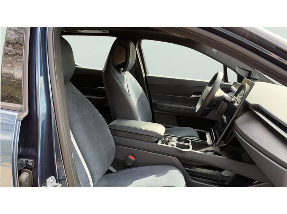 Used 2023 Fisker Ocean Extreme AWD/4WD image 27