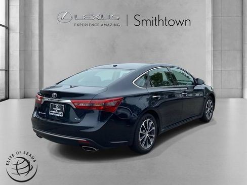 Used 2016 Toyota Avalon XLE Premium FWD image 5