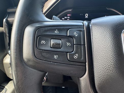 Used 2024 GMC Sierra 1500 AT4 w/ Technology Package AWD/4WD image 17