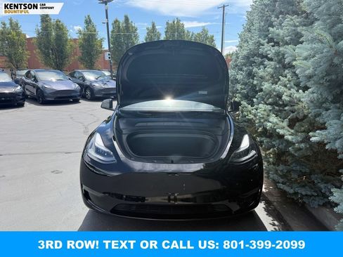 Used 2023 Tesla Model Y Long Range AWD/4WD image 29
