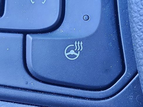 Used 2024 Buick Encore GX Sport Touring w/ Comfort Package image 13