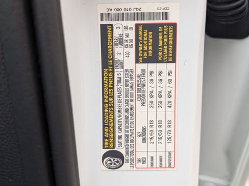 Used 2024 Volkswagen Taos SE w/ Panoramic Sunroof Package image 39