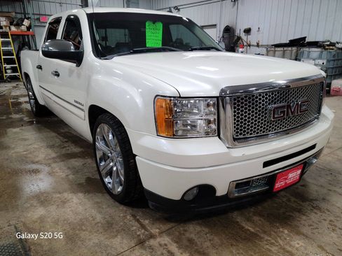Used 2013 GMC Sierra 1500 Denali image 1