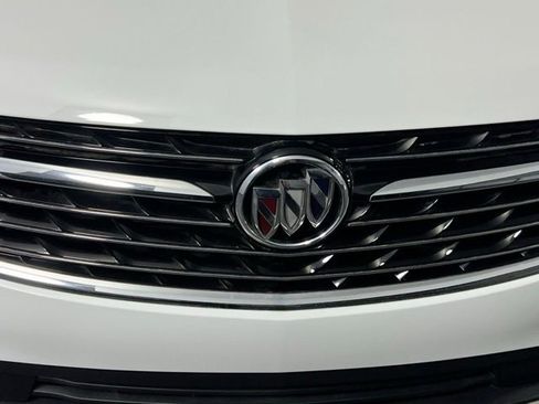 Used 2023 Buick Envision Essence image 13