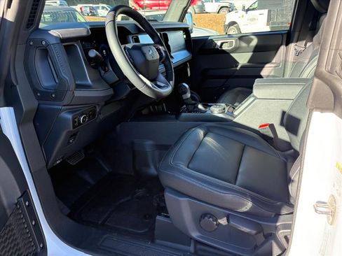 New 2025 Ford Bronco Badlands AWD/4WD image 15