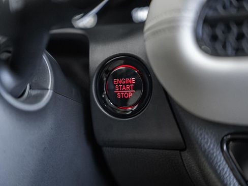 Used 2025 Honda HR-V LX image 23