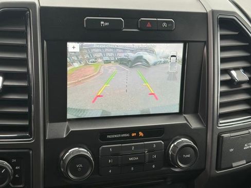 Used 2018 Ford F150 XLT w/ Equipment Group 302A Luxury image 3