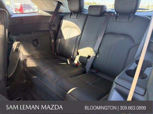 Used 2025 MAZDA CX-90 Plug-In Hybrid w/ Preferred AWD/4WD image 16