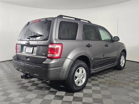 Used 2012 Ford Escape XLT image 7