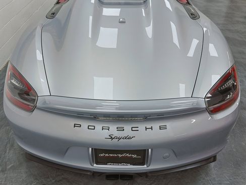 Used 2016 Porsche Boxster Spyder image 19