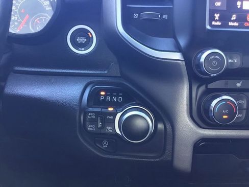 Used 2021 RAM 1500 Big Horn image 13