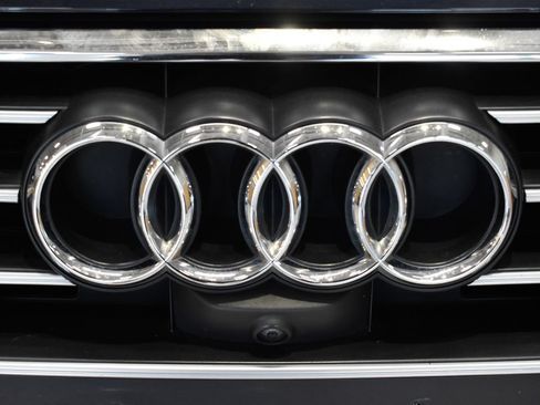 Used 2023 Audi A6 2.0T Premium w/ Convenience Package AWD/4WD image 11