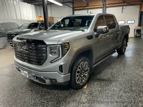 Used 2026 GMC Sierra 1500 Denali Ultimate AWD/4WD image 4