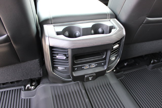 Used 2026 RAM 3500 Laramie AWD/4WD image 46