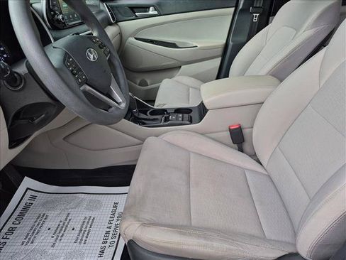 Used 2021 Hyundai Tucson SEL FWD image 15