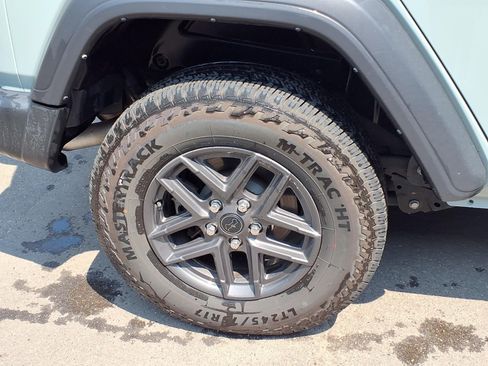 Used 2024 Jeep Wrangler Unlimited Sport AWD/4WD image 23