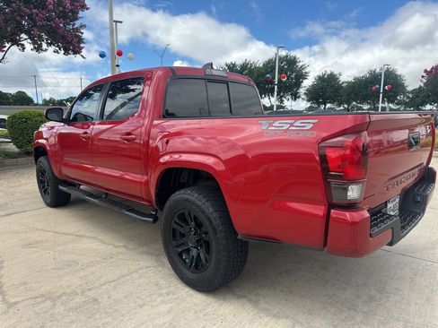 Used 2021 Toyota Tacoma SR w/ SR Convenience Package RWD image 8