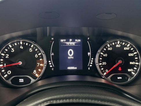 Used 2019 Jeep Renegade Sport image 12