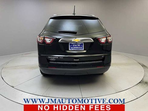 Used 2017 Chevrolet Traverse LT image 4
