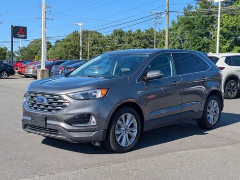 Used 2023 Ford Edge Titanium image 7