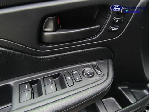 Used 2025 Honda Odyssey EX-L image 25
