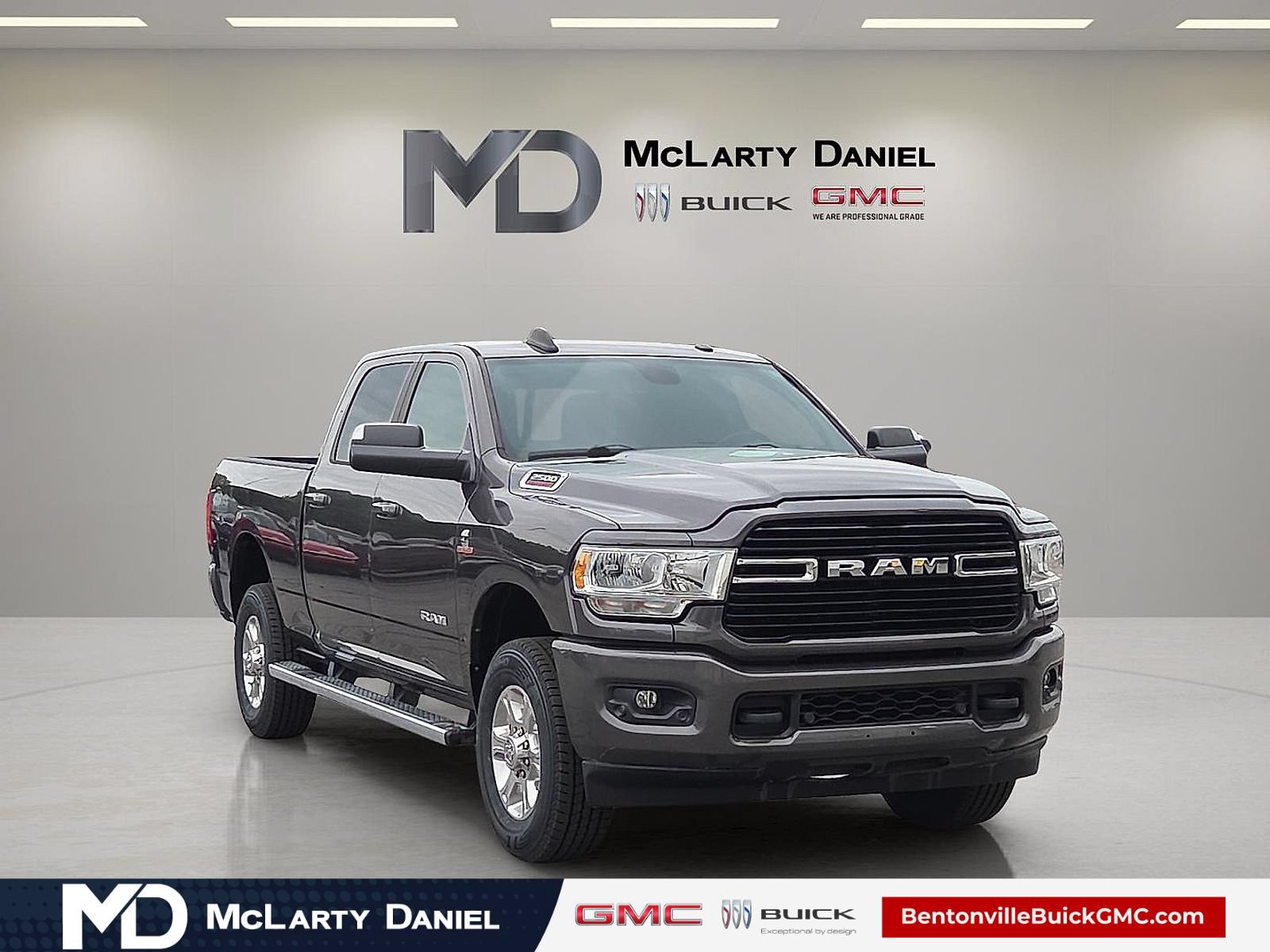 Used 2020 RAM 2500 Big Horn w/ Level 2 Equipment Group AWD/4WD image 1