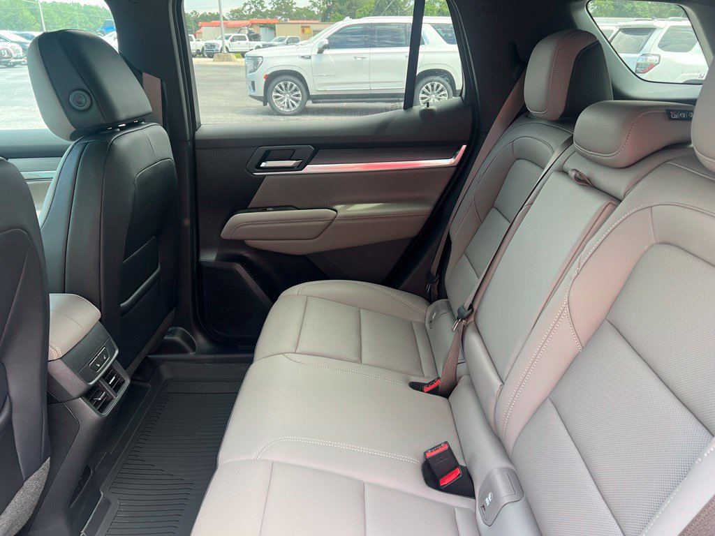 New 2027 GMC Terrain Elevation w/ Elevation Premium Package FWD image 9