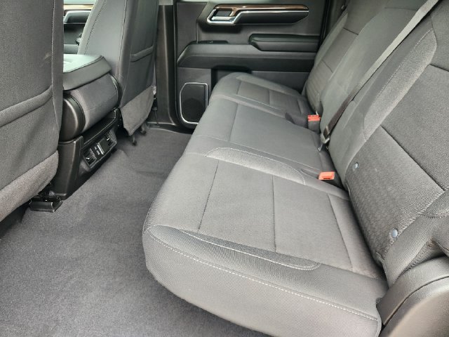 Used 2024 Chevrolet Silverado 1500 LT w/ Convenience Package II RWD image 30