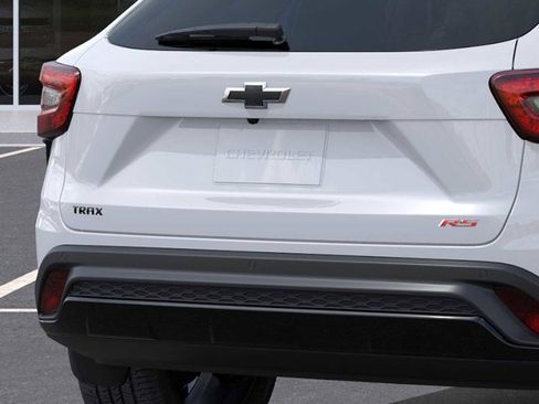 New 2026 Chevrolet Trax RS w/ Sunroof Package image 14