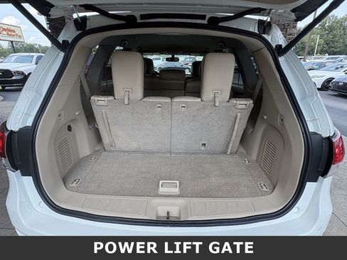 Used 2015 Nissan Pathfinder SL w/ SL Tech Package FWD image 34