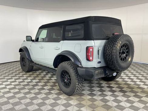 Used 2024 Ford Bronco Outer Banks AWD/4WD image 13