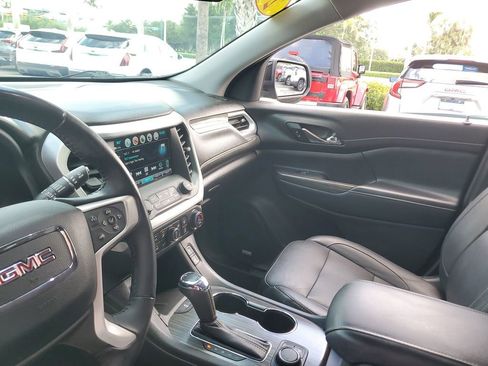 Used 2019 GMC Acadia SLT image 23