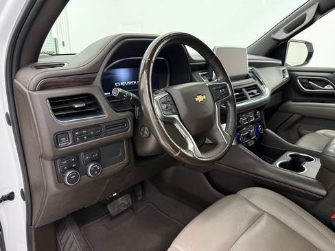 Used 2022 Chevrolet Tahoe LT w/ LT Signature Plus Package AWD/4WD image 8