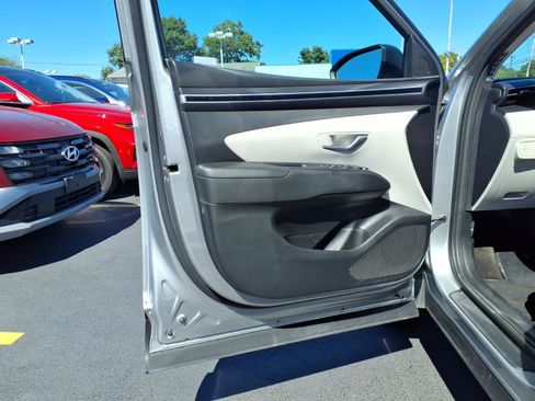 Used 2022 Hyundai Tucson SEL AWD/4WD image 16
