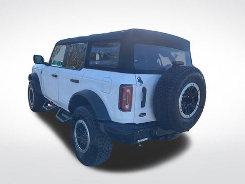 Used 2022 Ford Bronco Badlands image 9