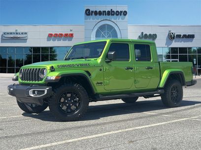 New 2025 Jeep Gladiator Sport