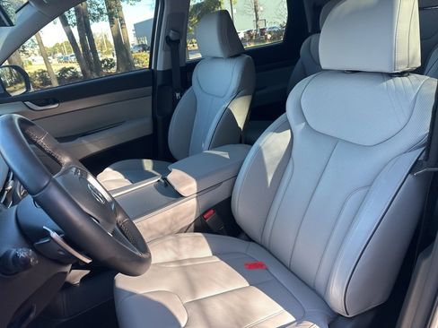 Used 2025 Hyundai Palisade SEL image 13