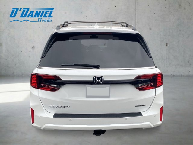 New 2027 Honda Odyssey Touring image 3