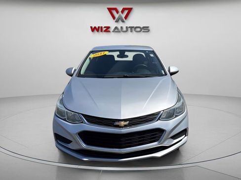 Used 2017 Chevrolet Cruze LS FWD image 8