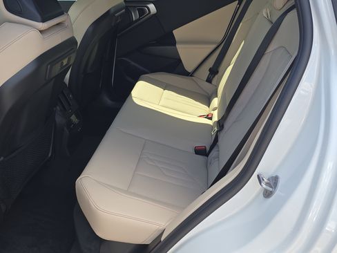 New 2026 BMW X3 xDrive30 w/ Premium Package image 16