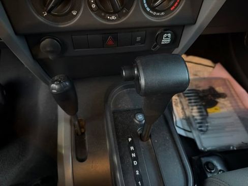 Used 2008 Jeep Wrangler X AWD/4WD image 14